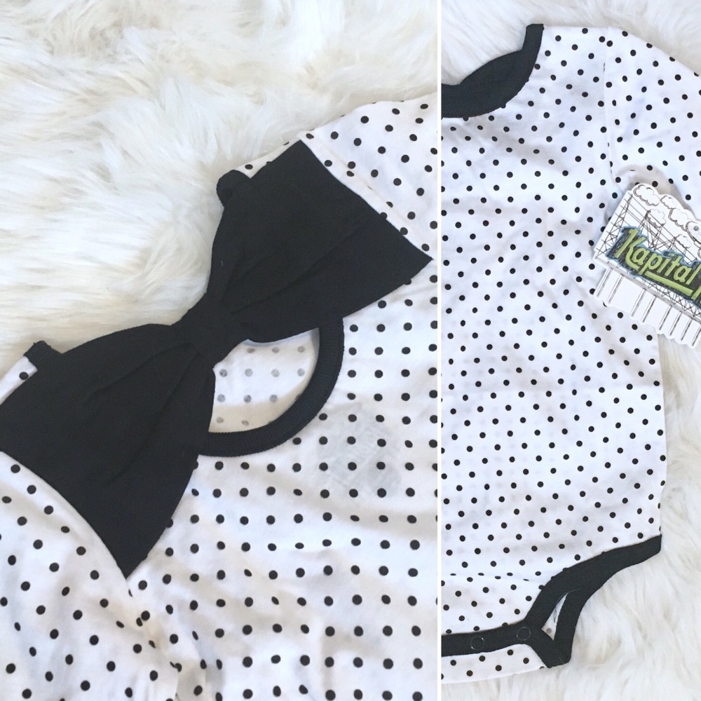 NWT back🎀 detail polka dot onesie